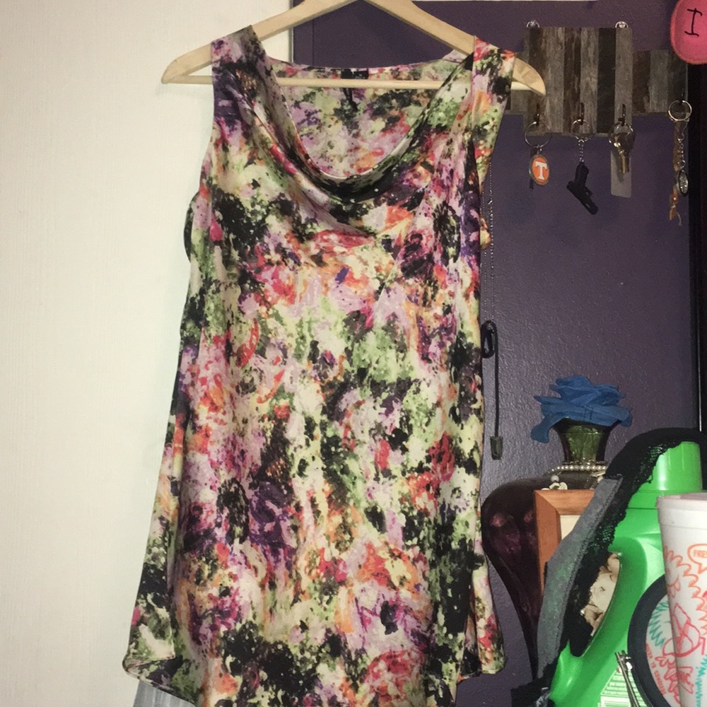 Milano sleeveless silk shirt